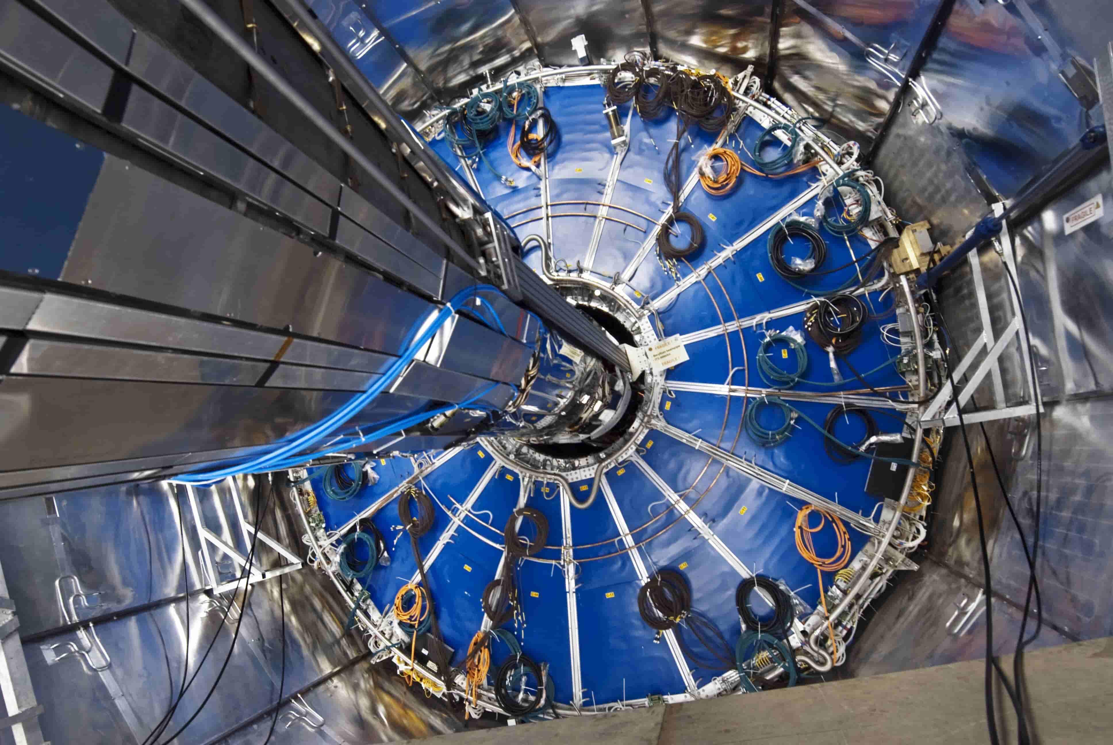 CERN (European Laboratory for Particle Physics)