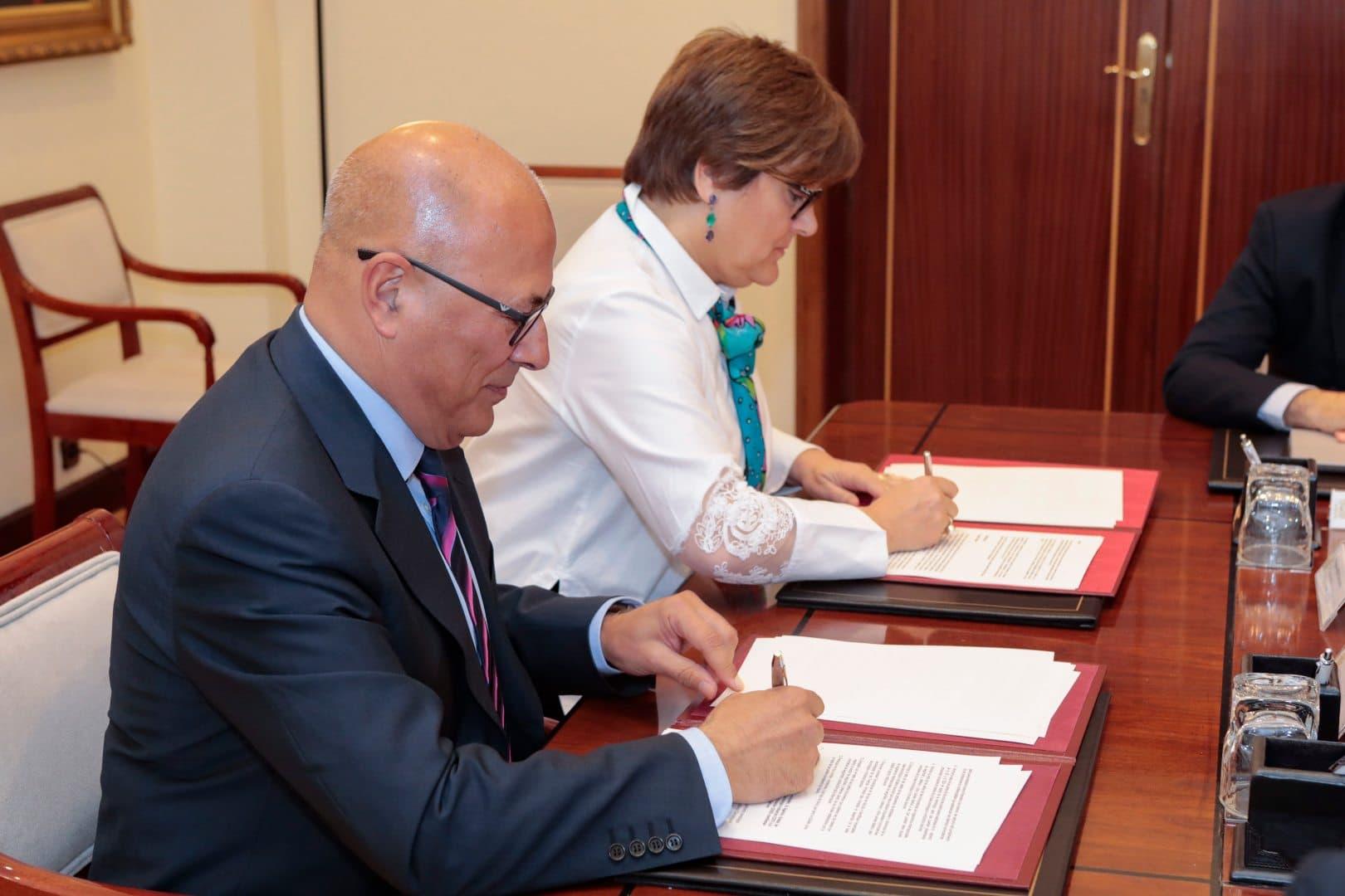 Ministerios de Defensa y Ciencia, Innovación y Universidades