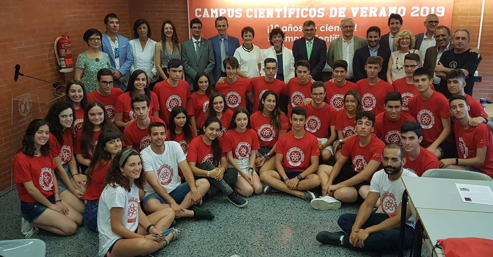 Isabel Celaá y Pedro Duque inauguran los Campus Científicos de Verano 2019