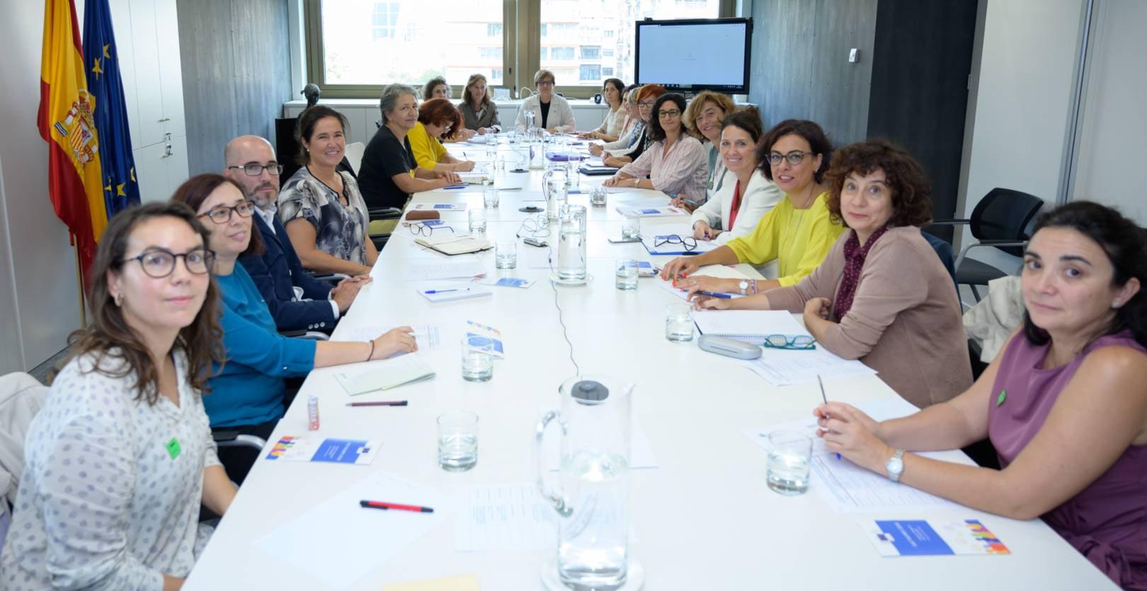El Observatorio Mujeres, Ciencia e Innovación inicia un estudio inédito en España sobre las mujeres en el ámbito de la innovación