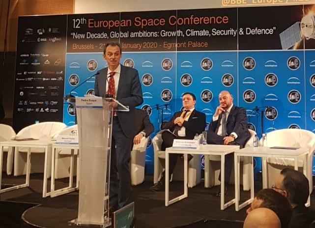 Pedro Duque llama a la cooperación en Europa para afrontar los retos del espacio