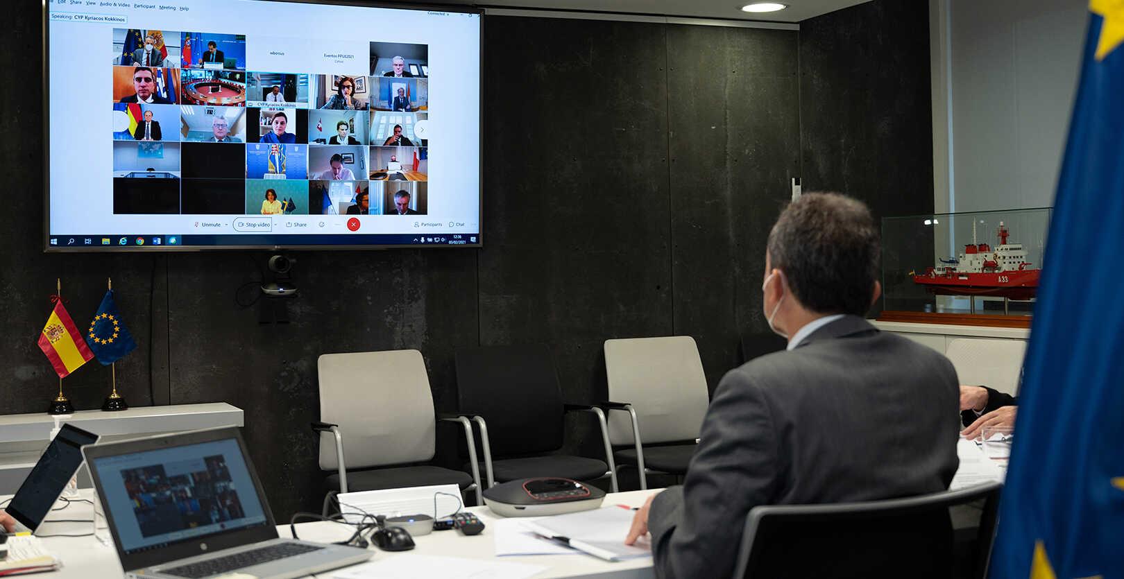 Imagen del ministro durante la reunión del Consejo de Competitividad de la Unión Europea