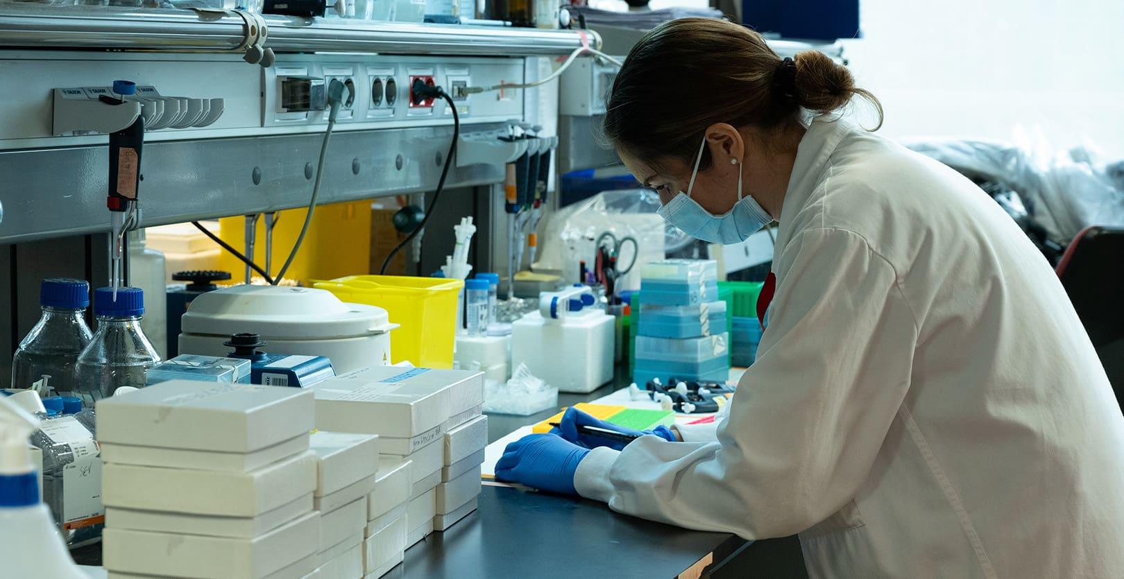 Imagen de una investigadora
