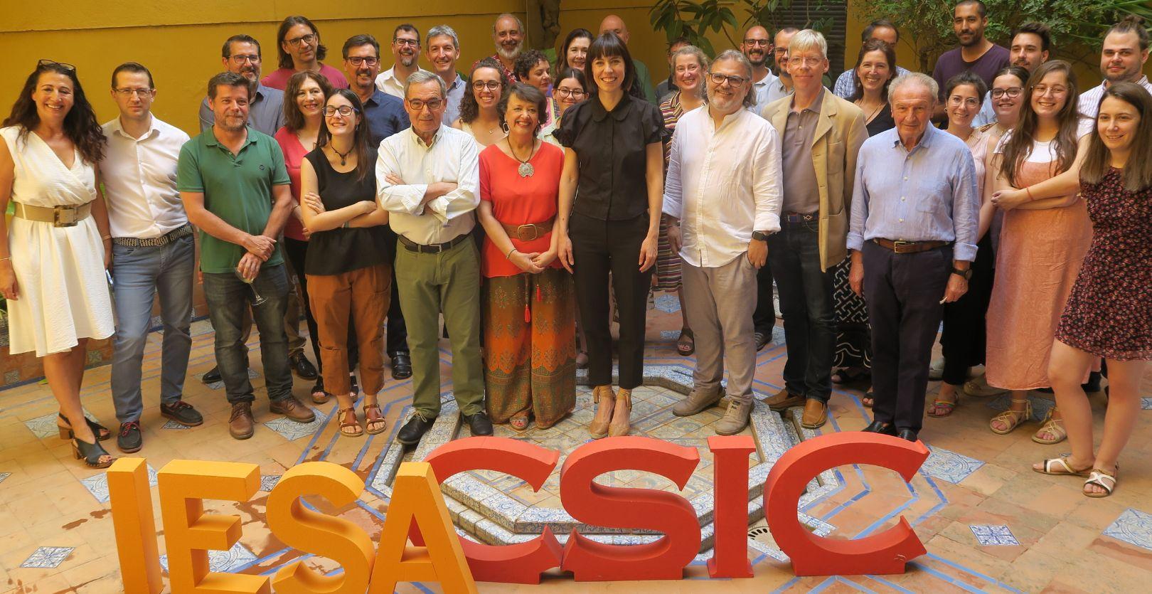 Diana Morant visita el Instituto de Estudios Sociales Avanzados en Córdoba Diana Morant visita el Instituto de Estudios Sociales Avanzados en Córdoba