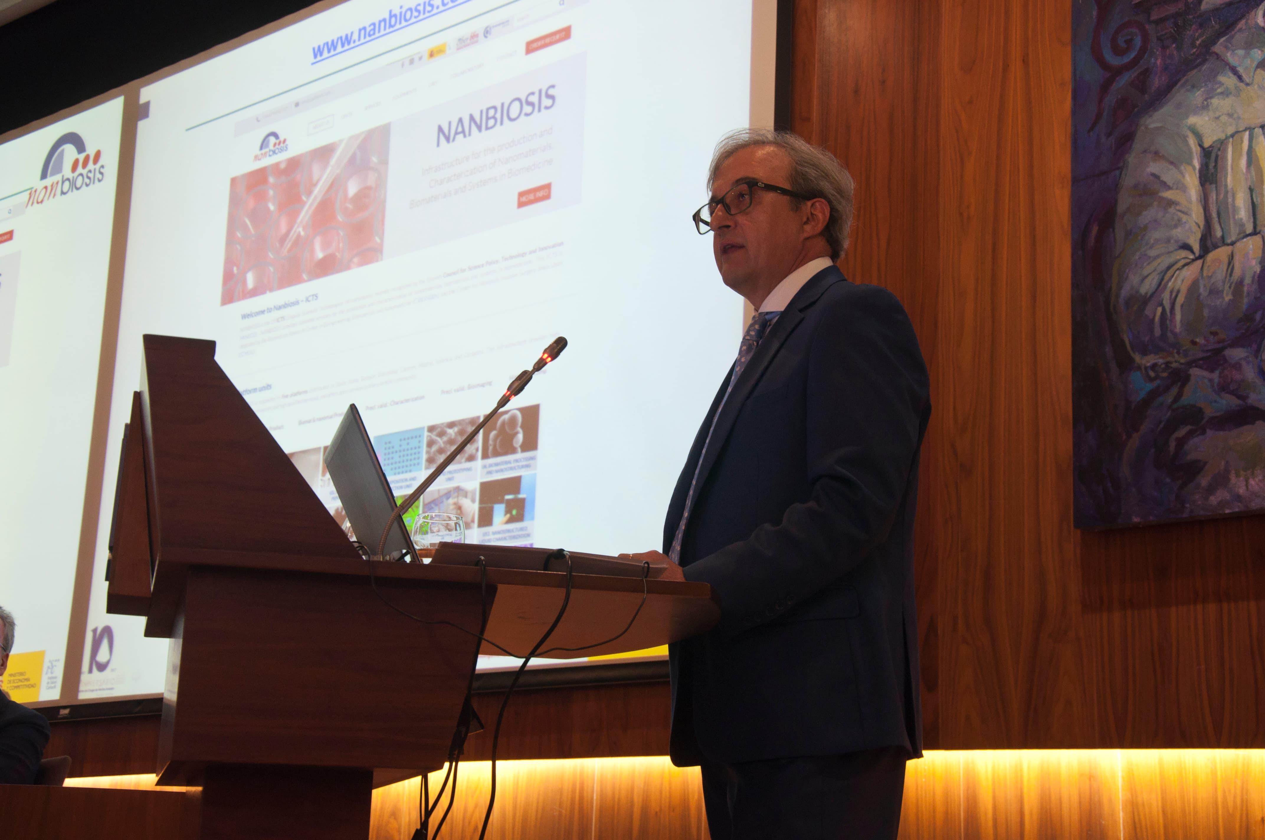 Director científico del CCMIJU durante su intervención