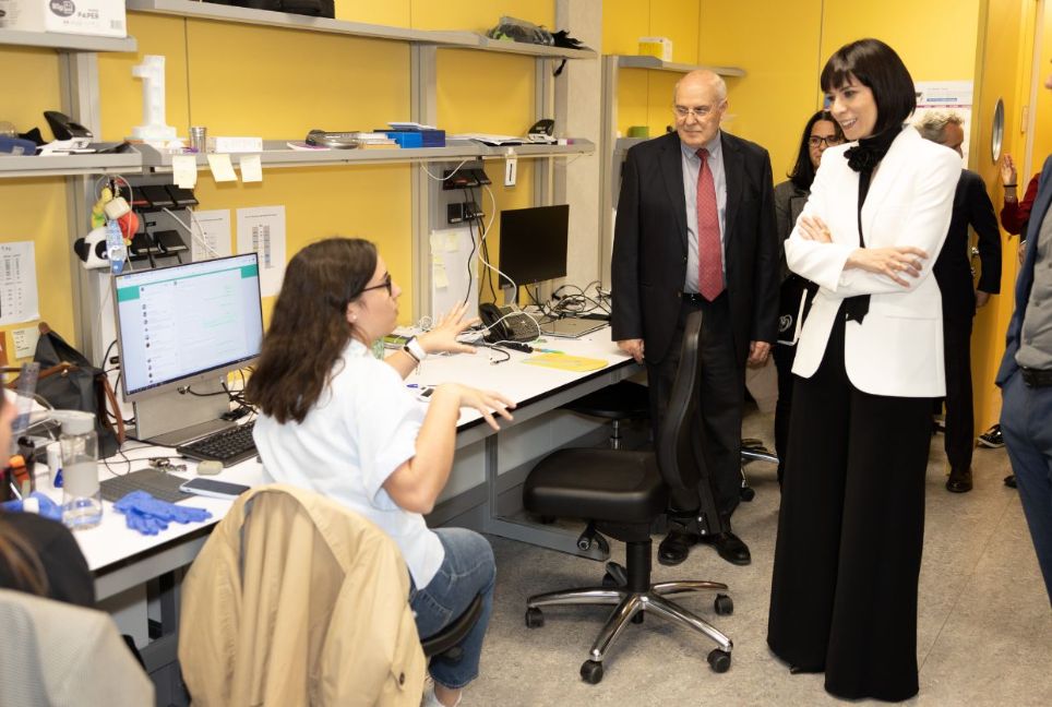 El Ministerio de Ciencia e Innovación destina un millón de euros al Instituto de Investigación Josep Carreras para impulsar la lucha frente al cáncer