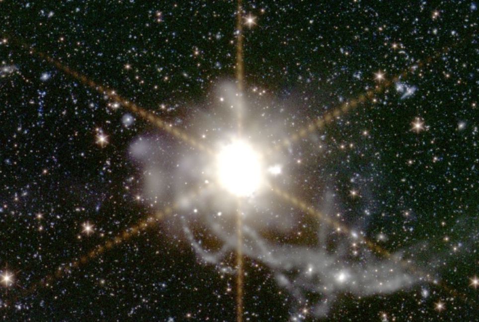 Simulación del halo de una de las galaxias que se observarán en la misión ARRAKIHS/. Alex Camazón (Consorcio ARRAKIHS).