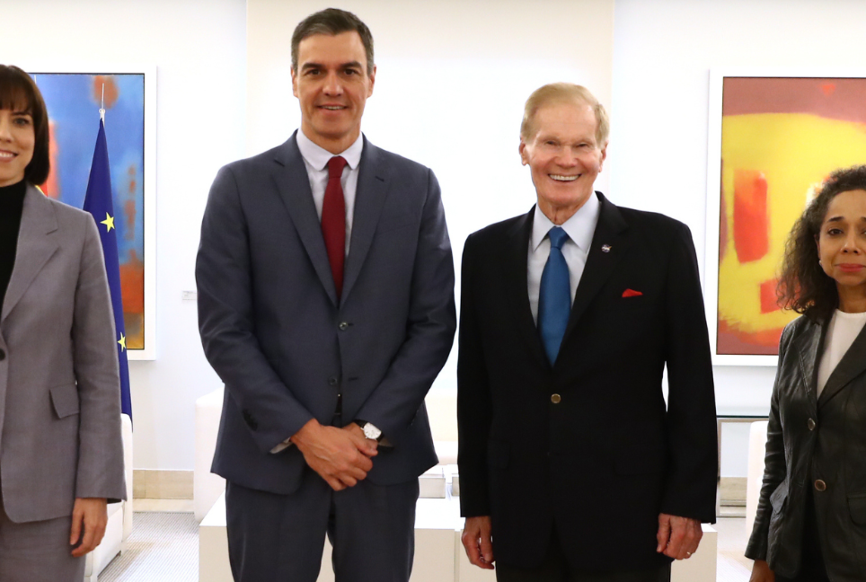 El presidente Sánchez y el administrador de la NASA firman la adhesión de España al programa Artemis